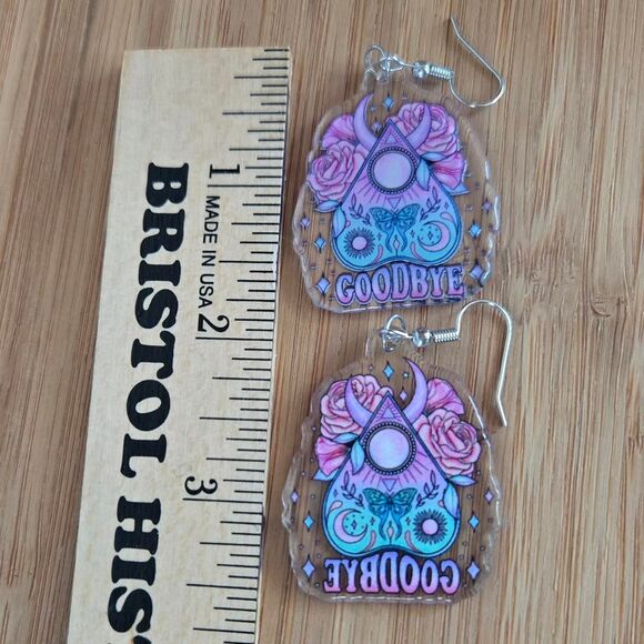 ​Spooky Cute Pastel Goth Ouija Planchette Earrings - Picture 5 of 5